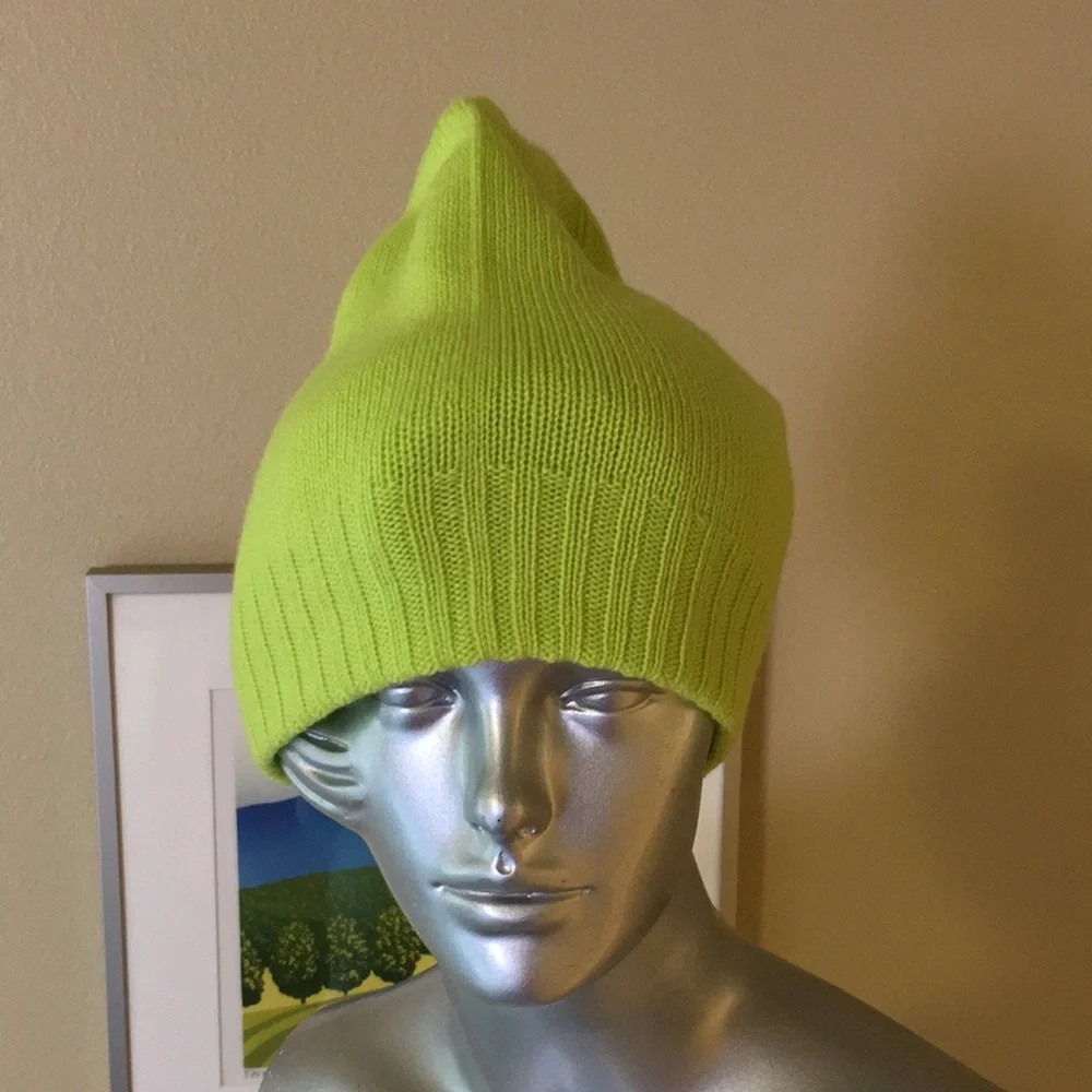 100% Cashmere Knit Beanie Reversible by St. Bernard
